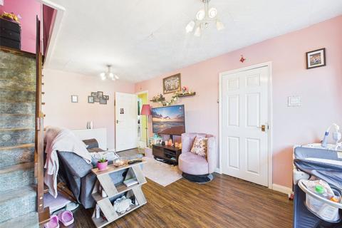3 bedroom semi-detached house for sale, Windsor Drive, Tuffley, Gloucester, Gloucestershire, GL4