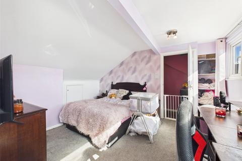 8 Windsor Drive, Tuffley, Gloucester, GL4 0QW