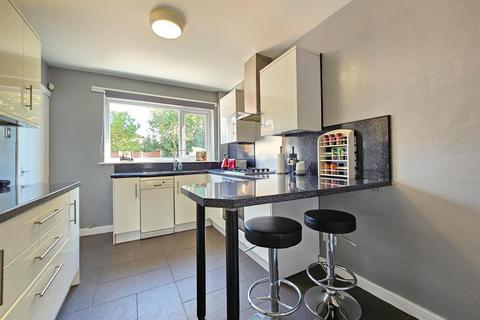 3 bedroom terraced house for sale, Henley Drive, Timperley, Altrincham