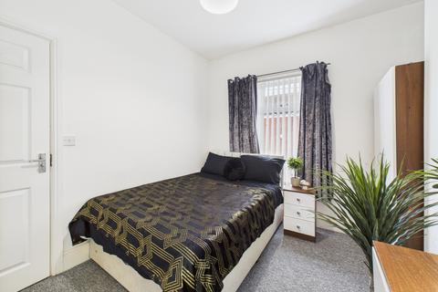 1 bedroom in a house share to rent, Ena Street,  Hull, HU3