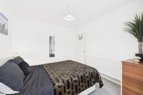 1 bedroom in a house share to rent, Ena Street,  Hull, HU3
