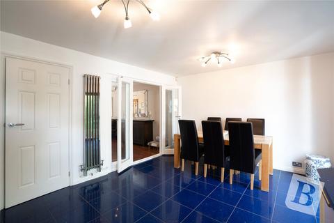 3 bedroom semi-detached house for sale, Rayburn Road, Hornchurch, RM11