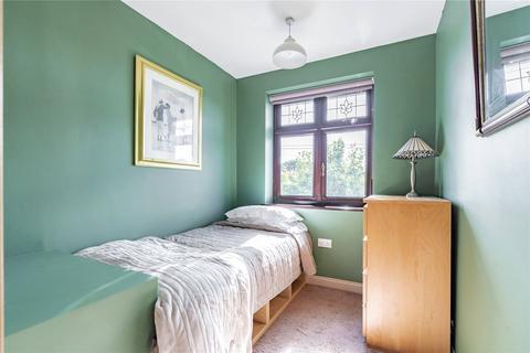 13 Rayburn Road, Hornchurch, RM11 3AP