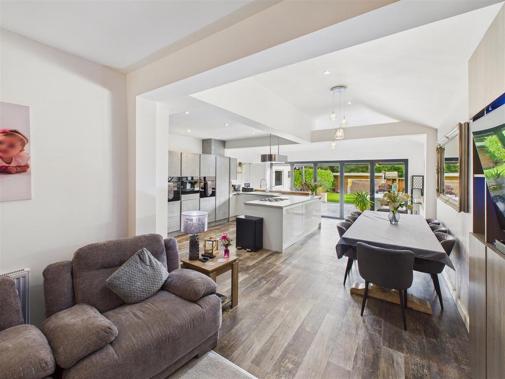 Open-plan Living/Dining/Kitchen