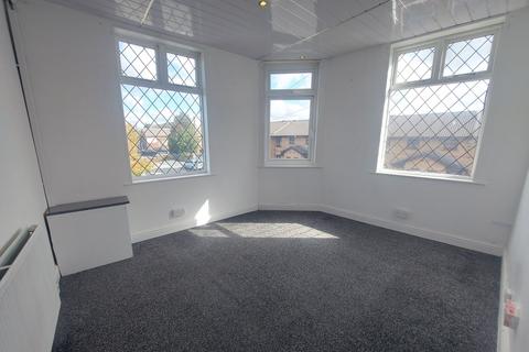 2 bedroom apartment to rent, Bradford Lane, Bradford, BD3
