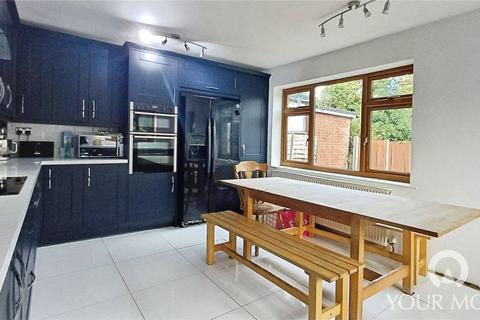 4 bedroom end of terrace house for sale, Lawrence Drive, Cobham DA12