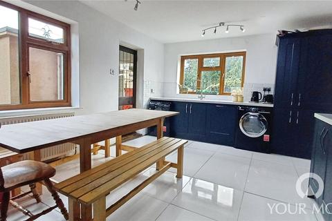 4 bedroom end of terrace house for sale, Lawrence Drive, Cobham DA12