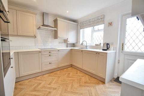 3 bedroom detached bungalow for sale, Kings Worthy