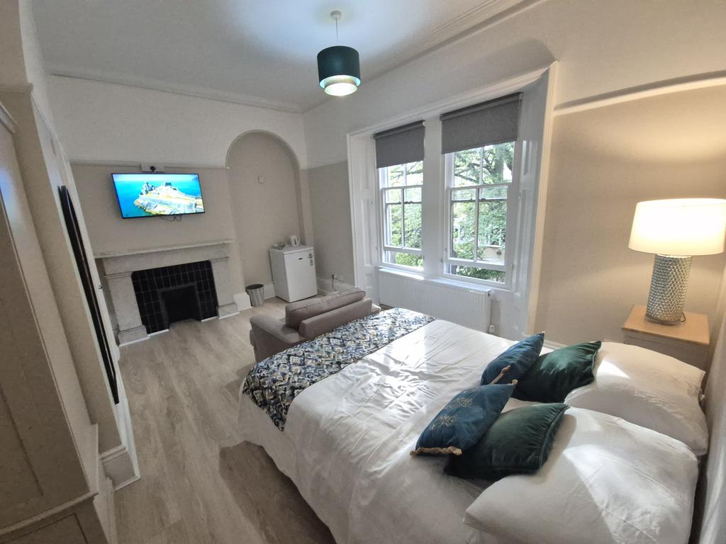 Bedroom 3 (Ensuite)