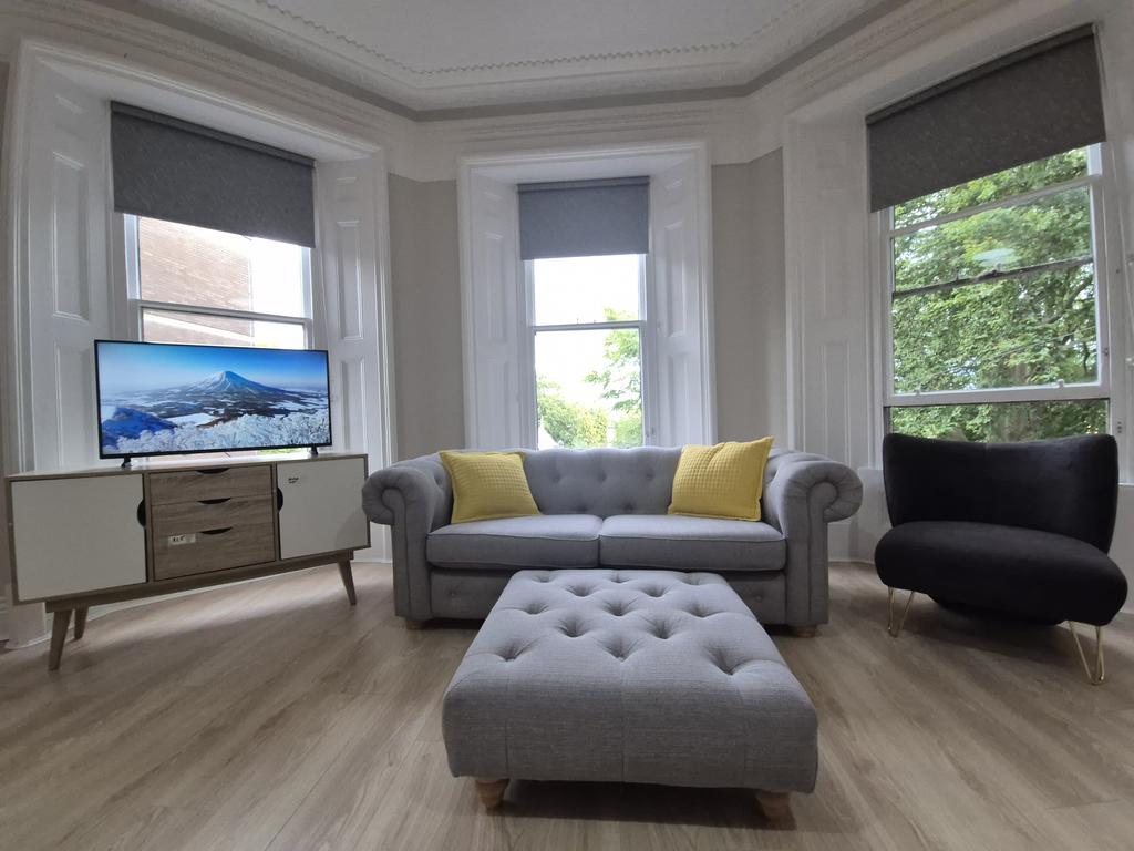 Room 6 Couple Rooms - £1200.00