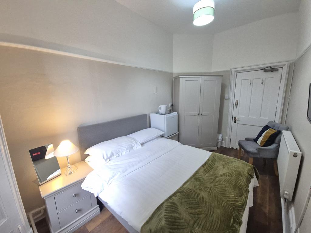 Room 5 - £775.00