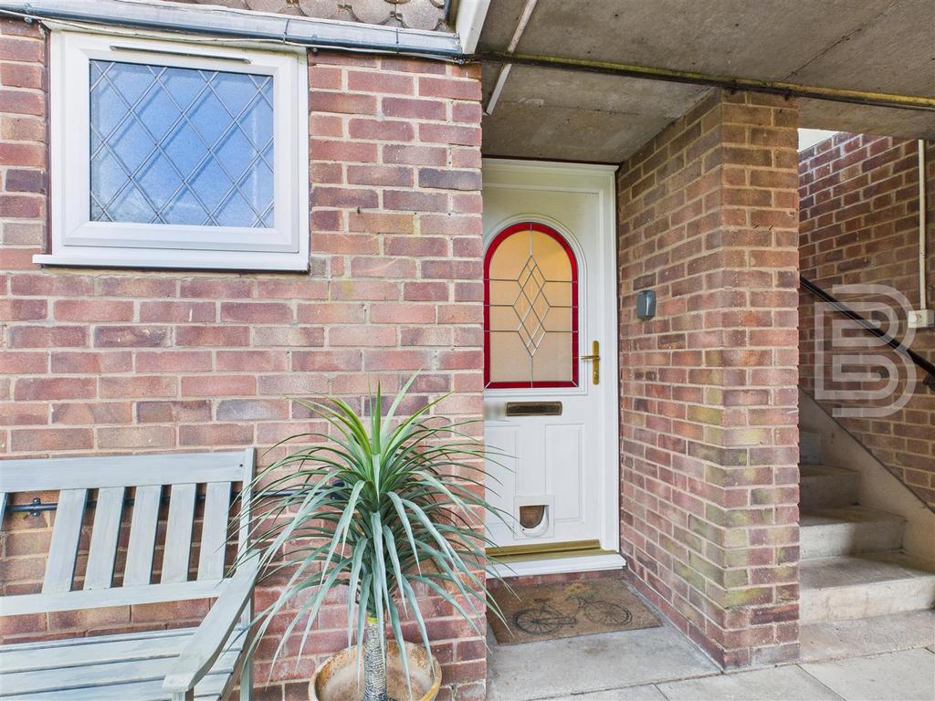 CAM05587 G0-PR0045-STILL007.jpg