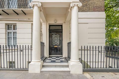 Sussex Gardens, Hyde Park, London
