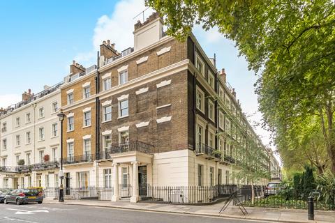Sussex Gardens, Hyde Park, London