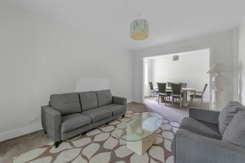 3 bedroom flat for sale, Sussex Gardens, Hyde Park, London