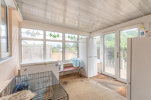 3 bedroom end of terrace house for sale, Barnard Road, Enfield
