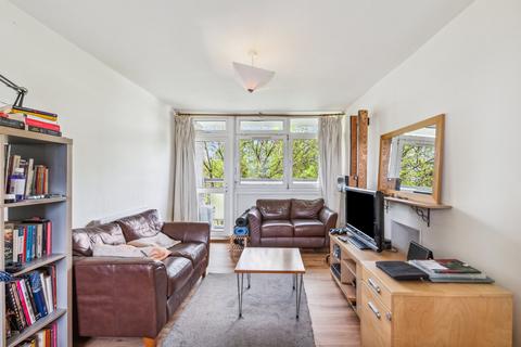 2 bedroom flat for sale, Watford Close, London