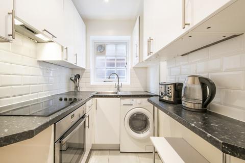 2 bedroom flat to rent, Bracknell Gardens, Hampstead, London