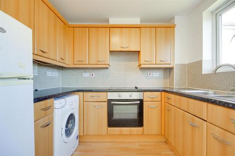 2 bedroom flat for sale, Acer Court, Enstone Road, Enfield