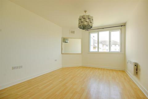 2 bedroom flat for sale, Acer Court, Enstone Road, Enfield
