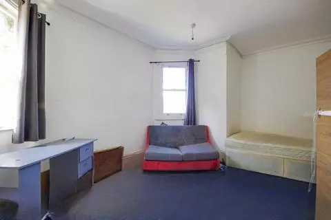 3 bedroom detached house for sale – pohled 3