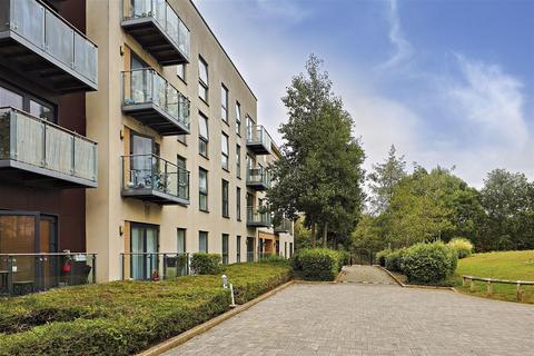 undefined, Magnetic Crescent, Enfield