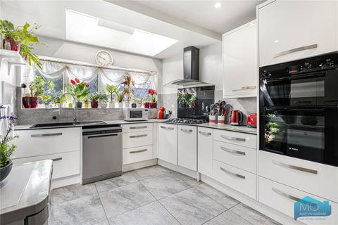 4 bedroom end of terrace house for sale, Melbourne Way, Enfield, EN1