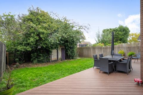 undefined, Roseberry Avenue, Basildon, SS16
