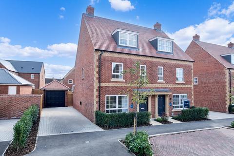undefined, Blind pond Lane, Bow Brickhill, Milton keynes, MK17