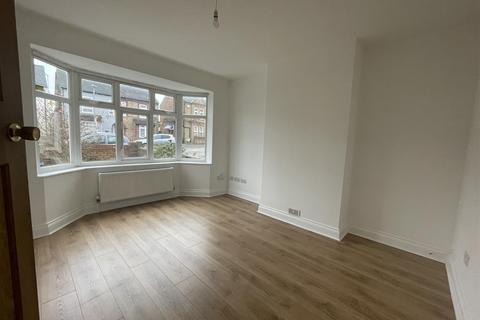 3 bedroom semi-detached house to rent, Littledale Street, Kempston, Bedford