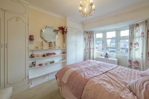 3 bedroom semi-detached house for sale, Graham Road, Kingswinford, DY8 5PU