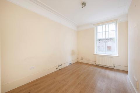 1 bedroom flat for sale, Cumberland Mansions, Marylebone, W1H