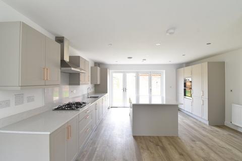 4 bedroom detached house for sale, Old Ashford Road, Lenham, Maidstone, ME17