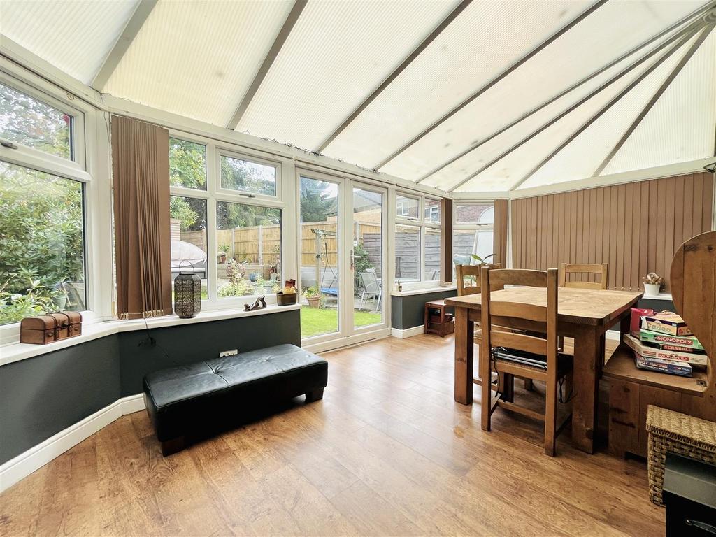 Dining Conservatory