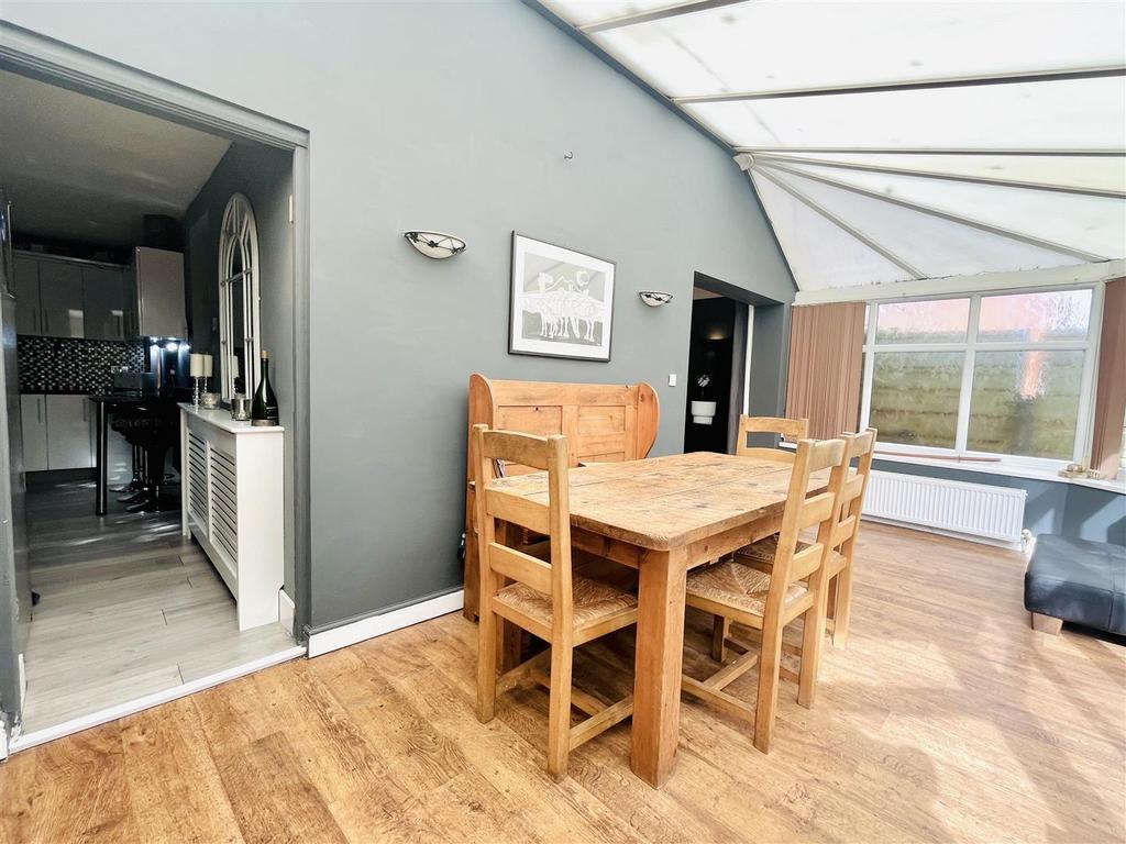 Dining Conservatory