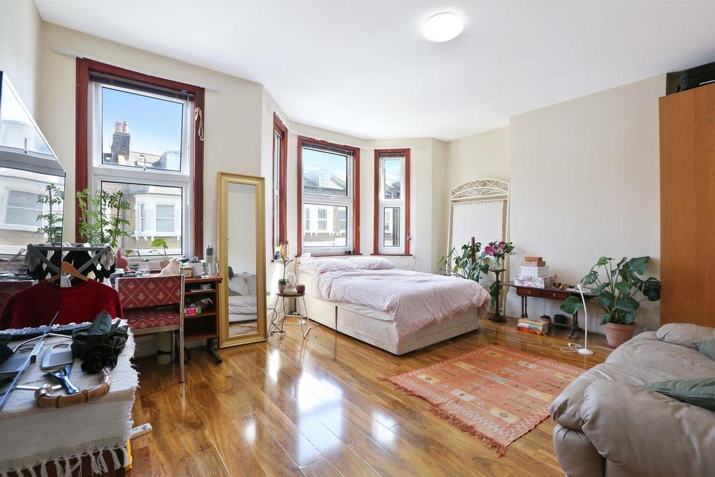 Bedroom 1.jpeg