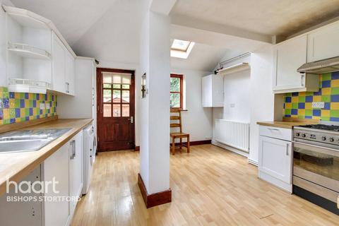 3 bedroom end of terrace house for sale, Stansted CM24