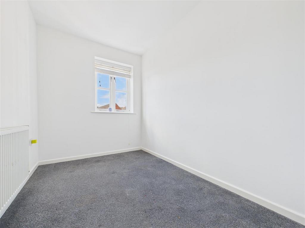 CAM02453 G0-PR0146-STILL001.jpg