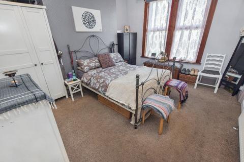 5 bedroom terraced house for sale, Prospect House, Stanningley Road, Leeds, West Yorkshire