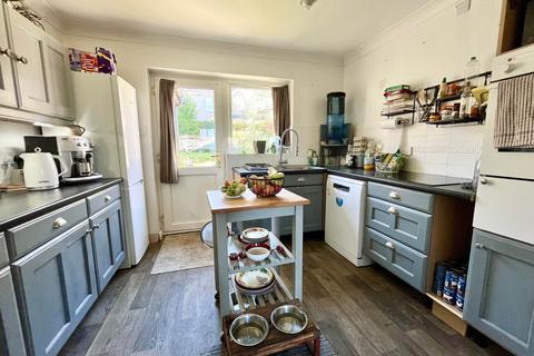 8 Moorland View, Buckfastleigh, TQ11 0AF