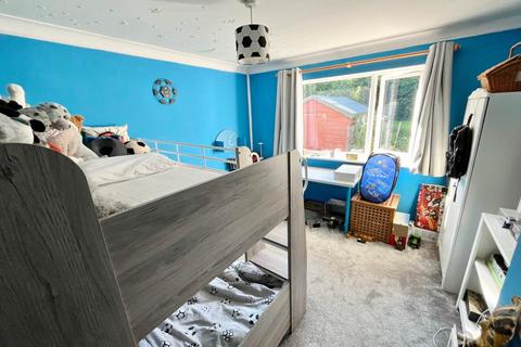 8 Moorland View, Buckfastleigh, TQ11 0AF