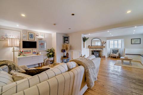 undefined, Cricklade Road, South Cerney, Cirencester, Gloucestershire, GL7