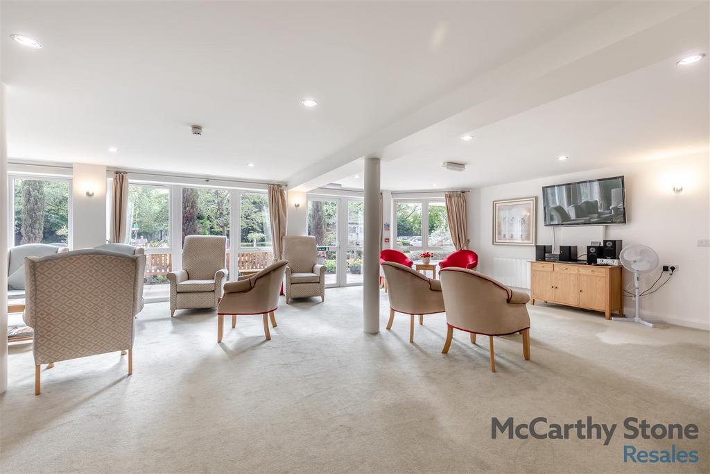 8663506-interior18.jpg