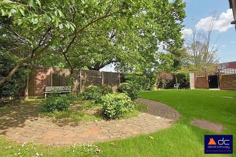 1 bedroom retirement property for sale, Barnetts Court, Corbins Lane, Harrow, HA2 8EU