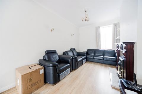 4 bedroom end of terrace house for sale, Warwick Road, London, N11