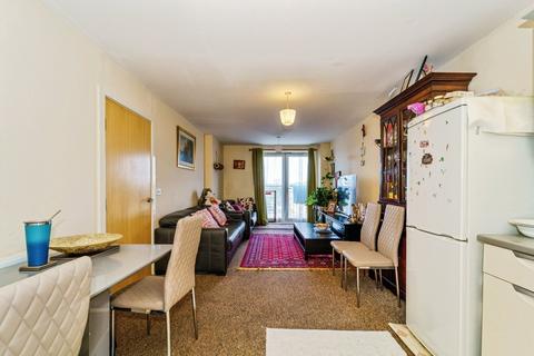 undefined, Waxlow Way, Northolt UB5