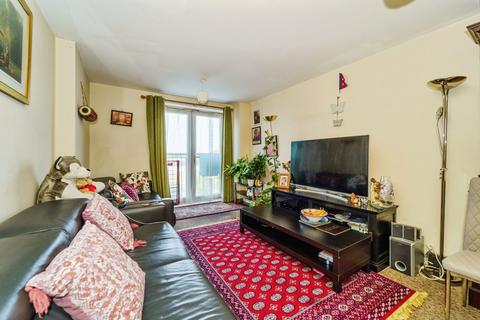 undefined, Waxlow Way, Northolt UB5