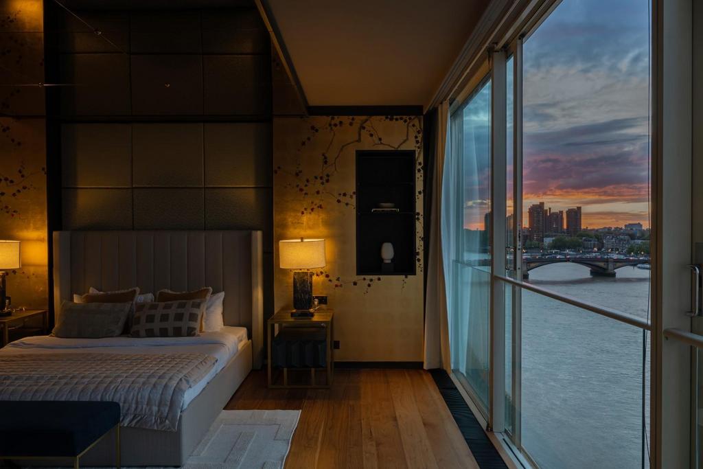 Apartment 64-66 Riverside One Hi-93.jpg