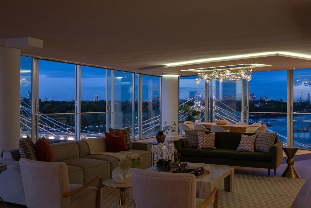 Apartment 64-66 Riverside One Hi-94.jpg