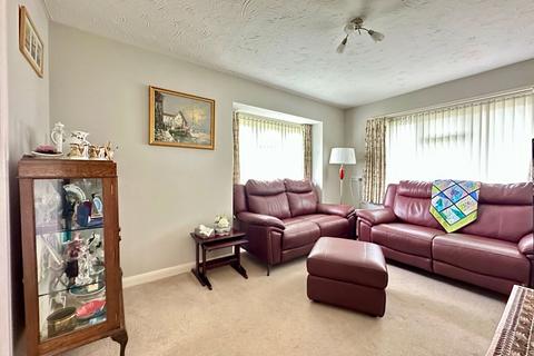 2 bedroom apartment for sale, Outwood Common Road, Billericay CM11